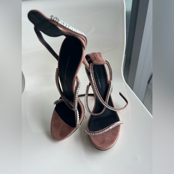 giuseppe zanotti crystal heels - Picture 10 of 14